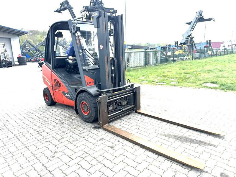 Linde H30D-02 - رافعة شوكية ديزل: صور 3 Linde H30D-02 - رافعة شوكية ديزل: صور 3