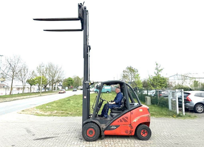 Linde H30D-02 - رافعة شوكية ديزل: صور 2 Linde H30D-02 - رافعة شوكية ديزل: صور 2