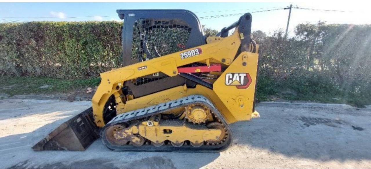 CAT 259D3 - اللودر المجنزر: صور 1 CAT 259D3 - اللودر المجنزر: صور 1