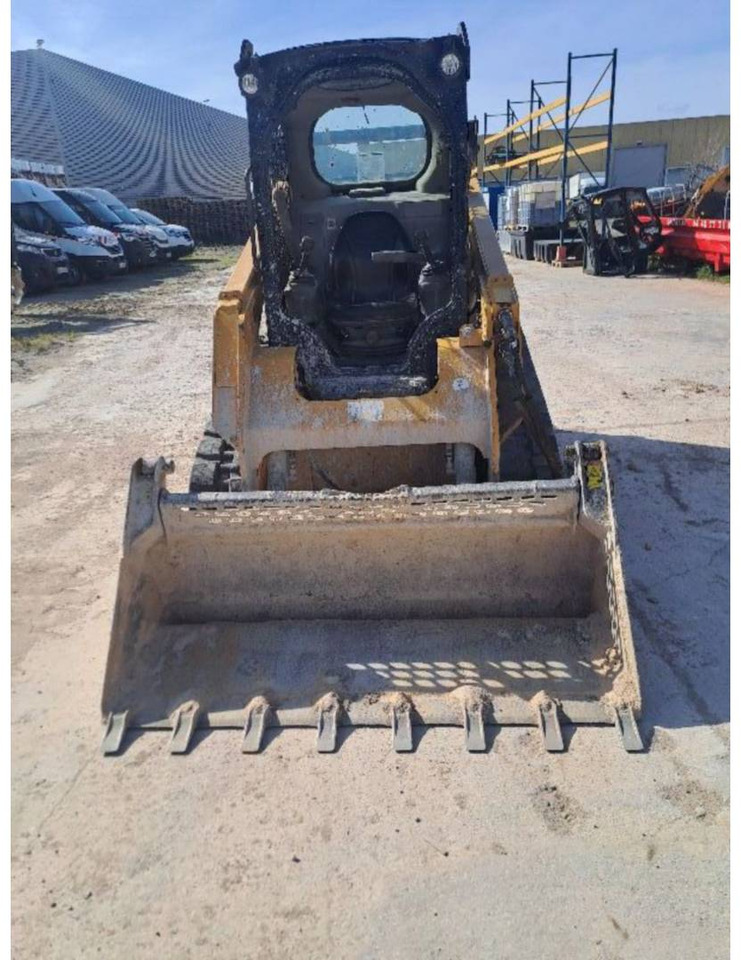 CAT 259D - اللودر المجنزر: صور 3 CAT 259D - اللودر المجنزر: صور 3