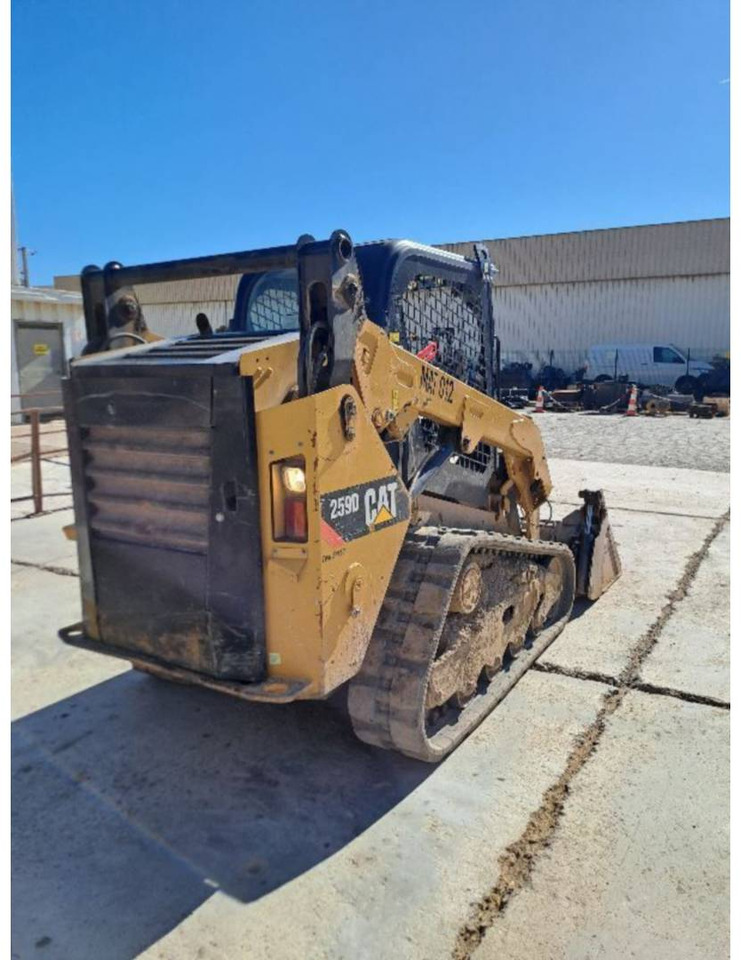 CAT 259D - اللودر المجنزر: صور 4 CAT 259D - اللودر المجنزر: صور 4