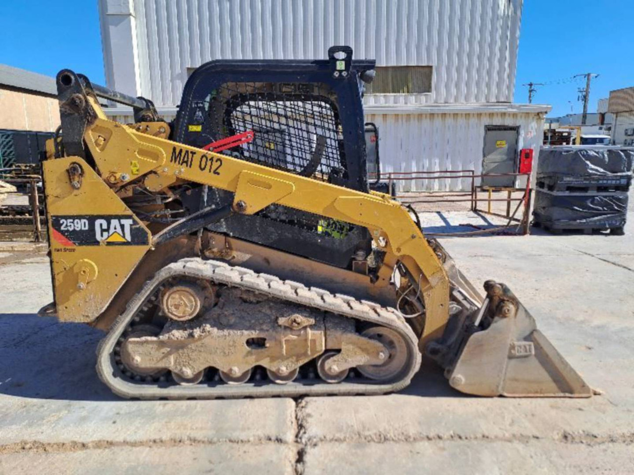 CAT 259D - اللودر المجنزر: صور 1 CAT 259D - اللودر المجنزر: صور 1