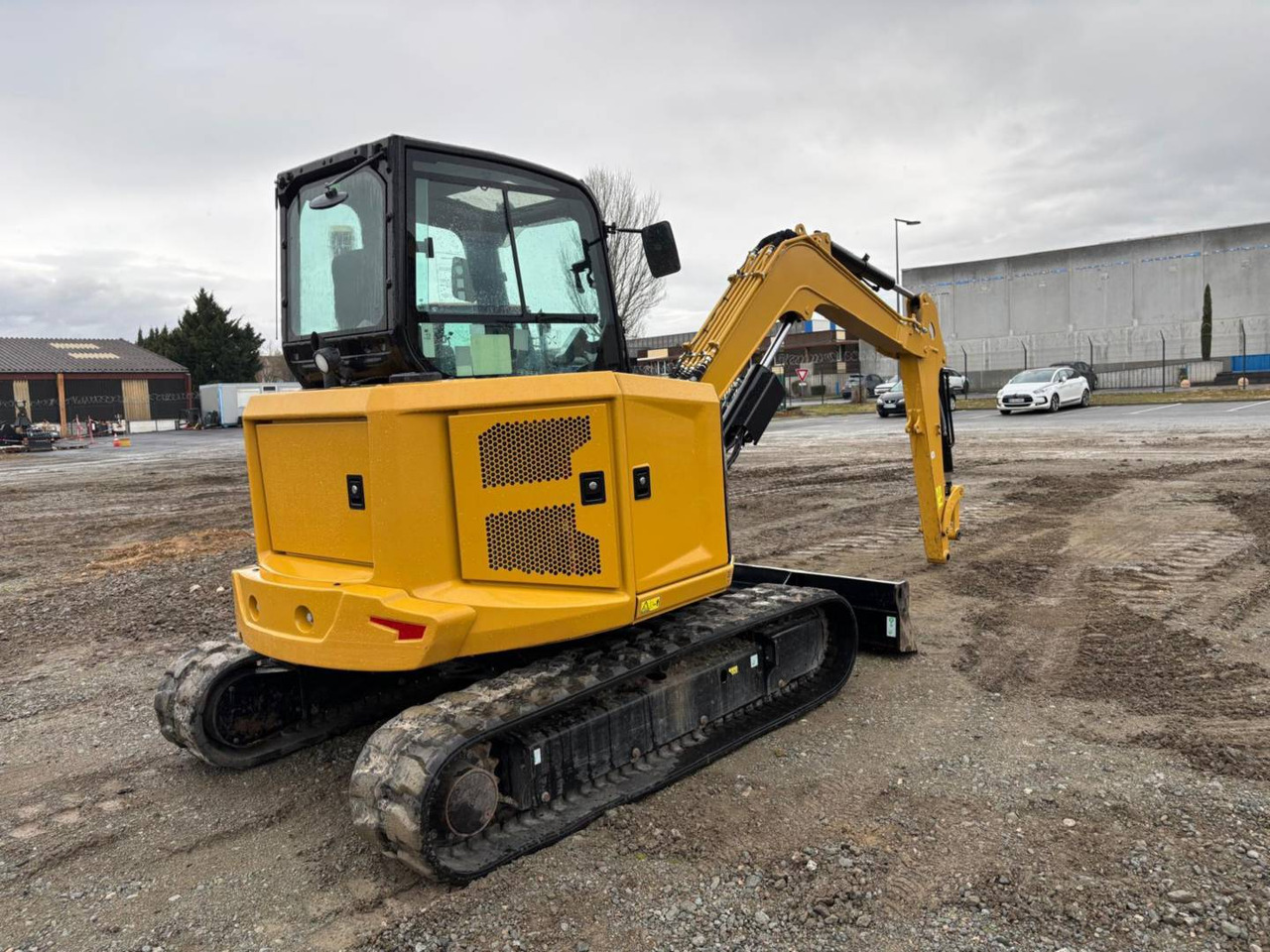 CAT 305 - حفارات زحافة: صور 4 CAT 305 - حفارات زحافة: صور 4