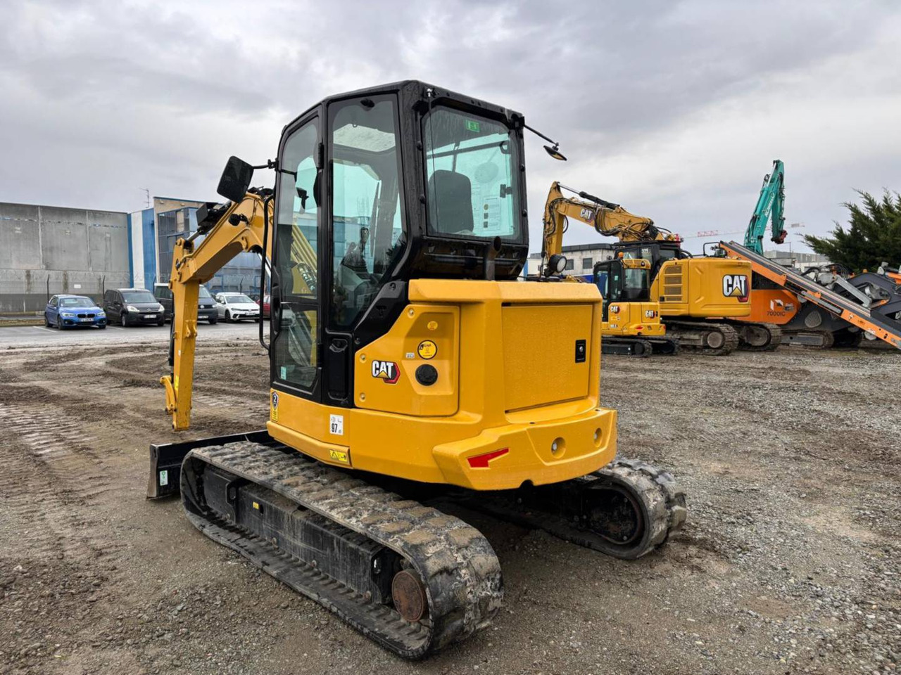 CAT 305 - حفارات زحافة: صور 3 CAT 305 - حفارات زحافة: صور 3
