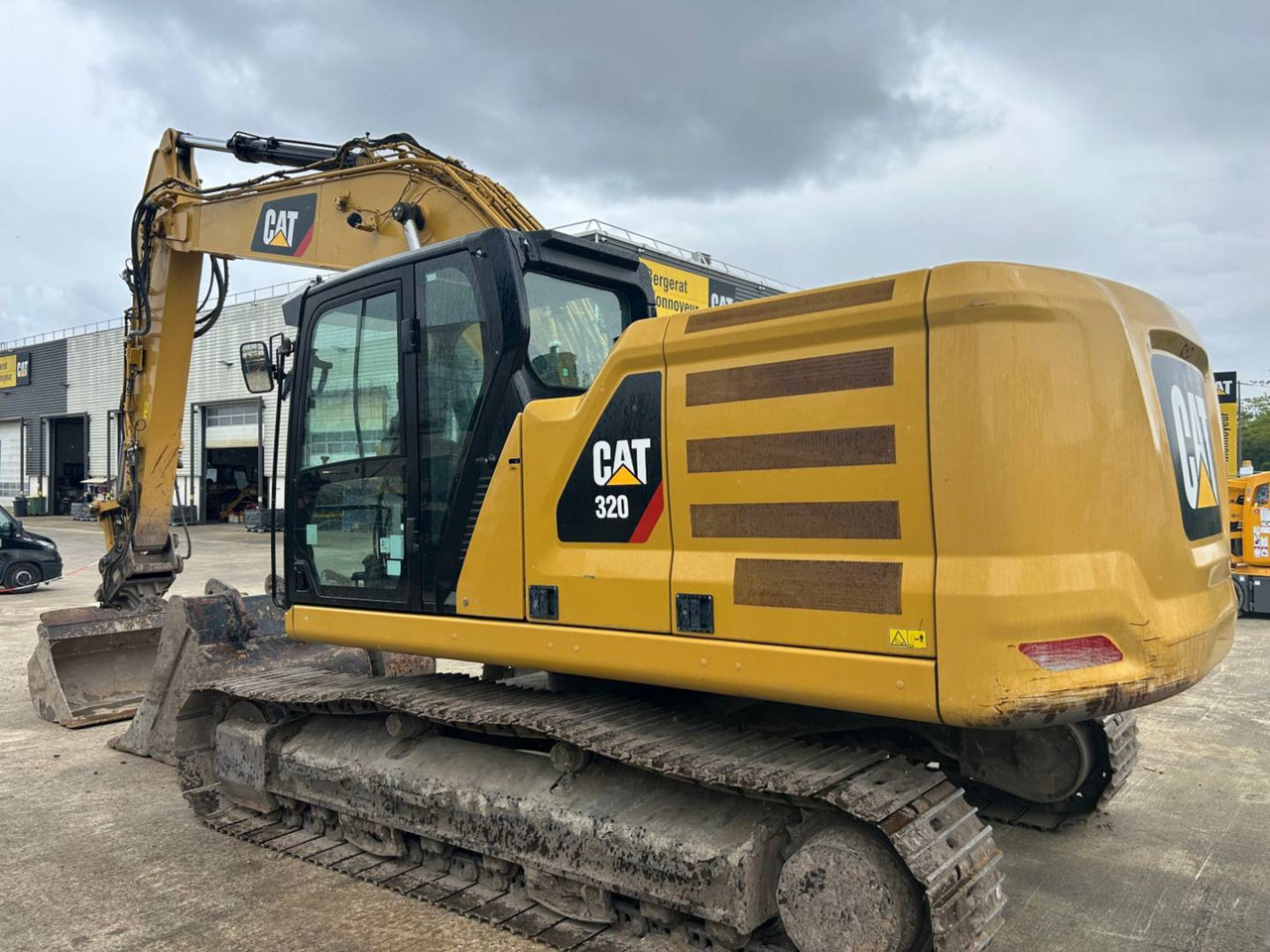 CAT 320 - حفارات زحافة: صور 3 CAT 320 - حفارات زحافة: صور 3
