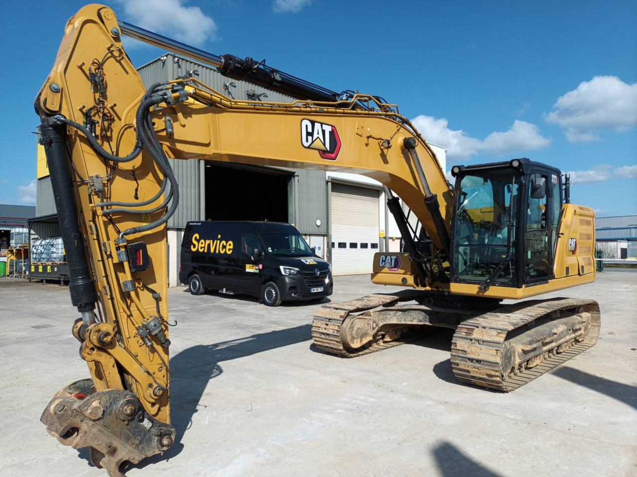 CAT 323 - حفارات زحافة: صور 1 CAT 323 - حفارات زحافة: صور 1