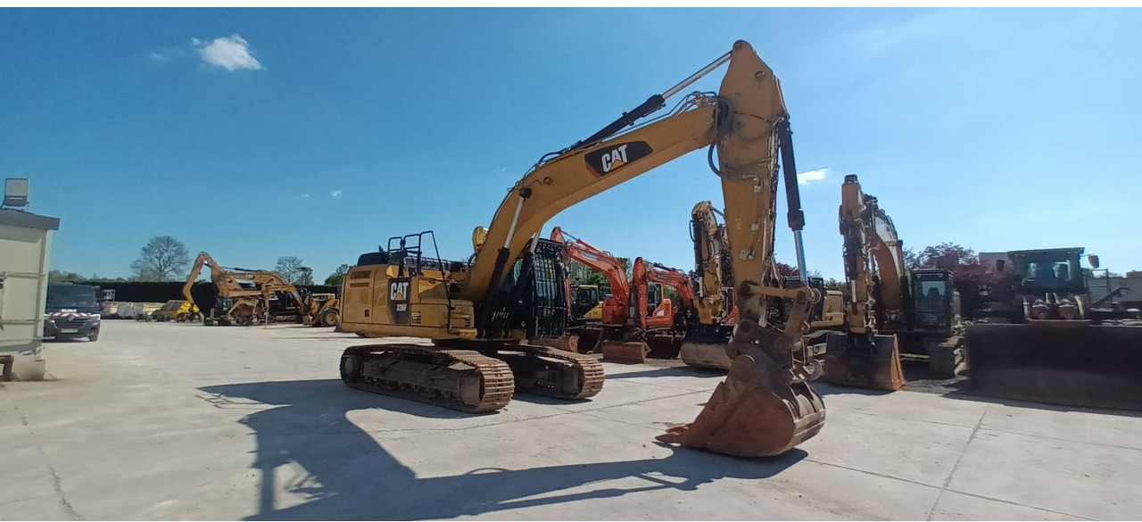 CAT 326F - حفارات زحافة: صور 2 CAT 326F - حفارات زحافة: صور 2