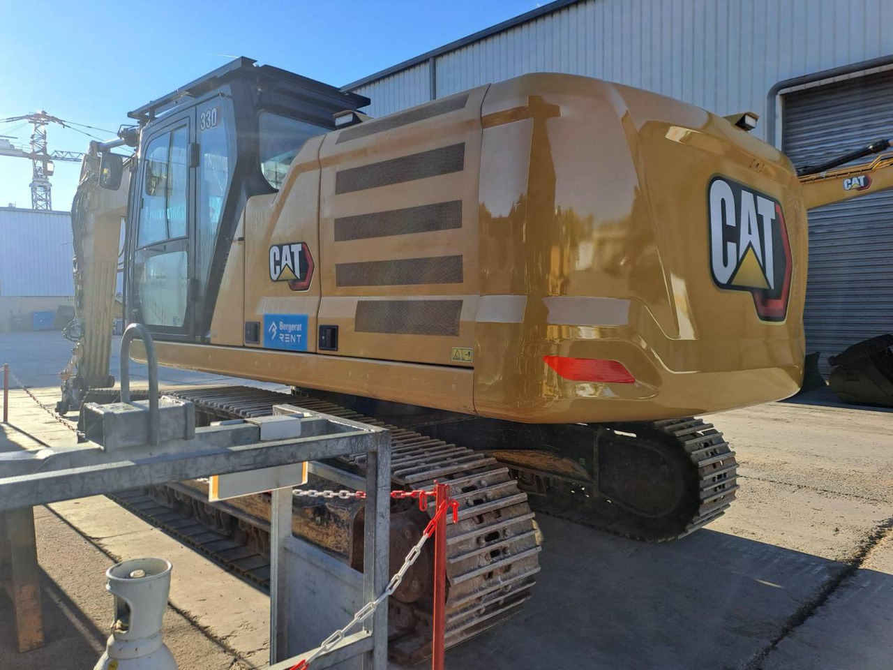CAT 330 - حفارات زحافة: صور 3 CAT 330 - حفارات زحافة: صور 3