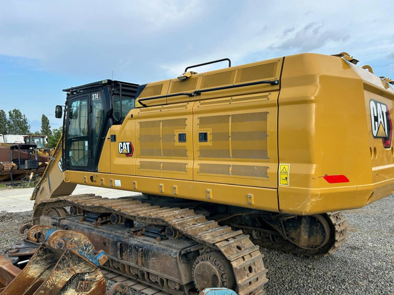 CAT 374 - حفارات زحافة: صور 4 CAT 374 - حفارات زحافة: صور 4