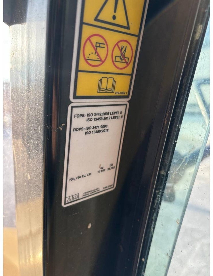 شاحنة مفصلية CAT 730: صور 11