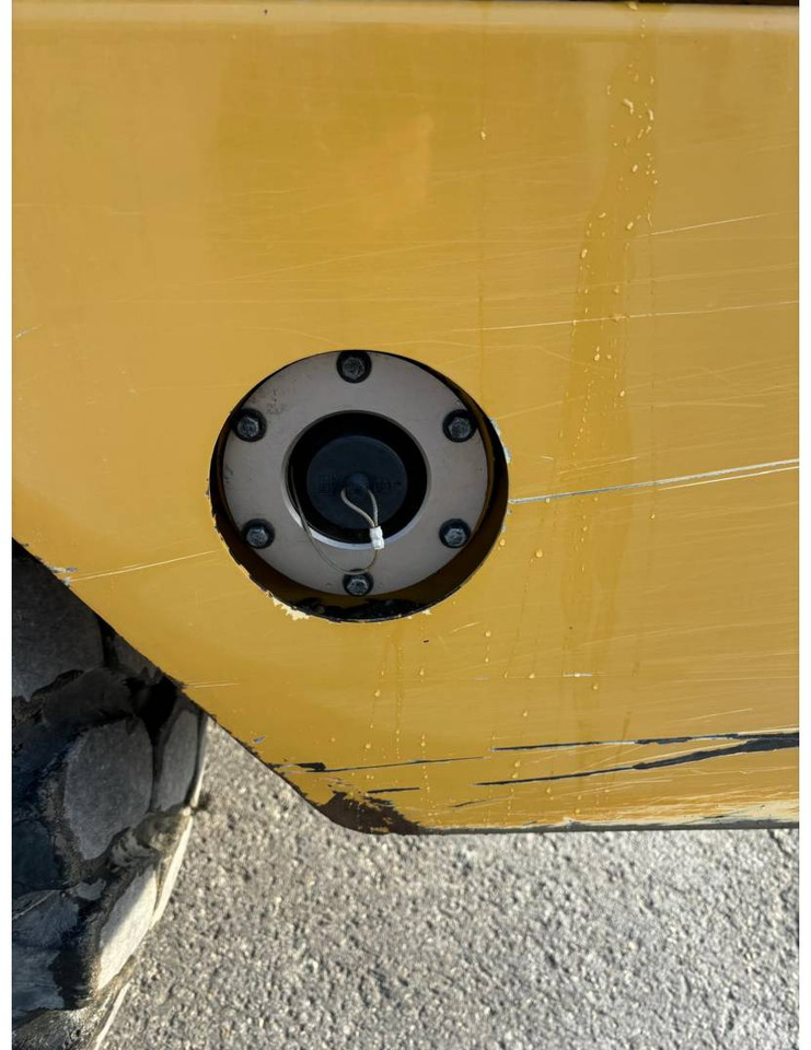 شاحنة مفصلية CAT 730: صور 24