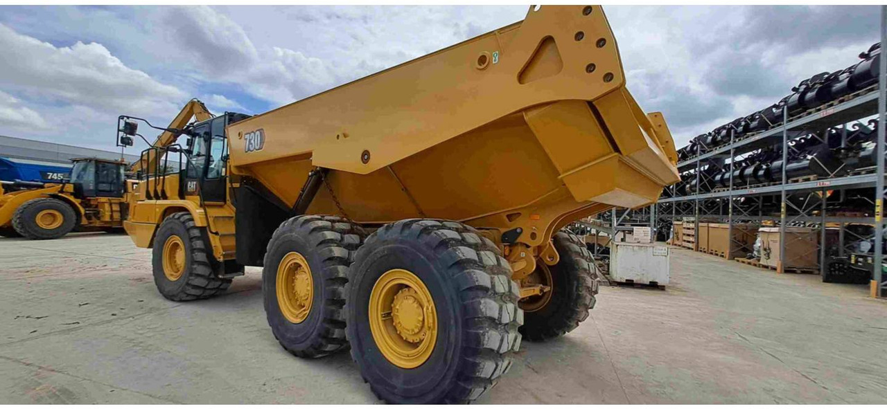 CAT 730 - شاحنة مفصلية: صور 4 CAT 730 - شاحنة مفصلية: صور 4