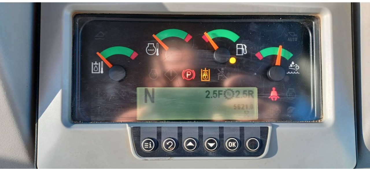 CAT 963K - اللودر المجنزر: صور 5 CAT 963K - اللودر المجنزر: صور 5