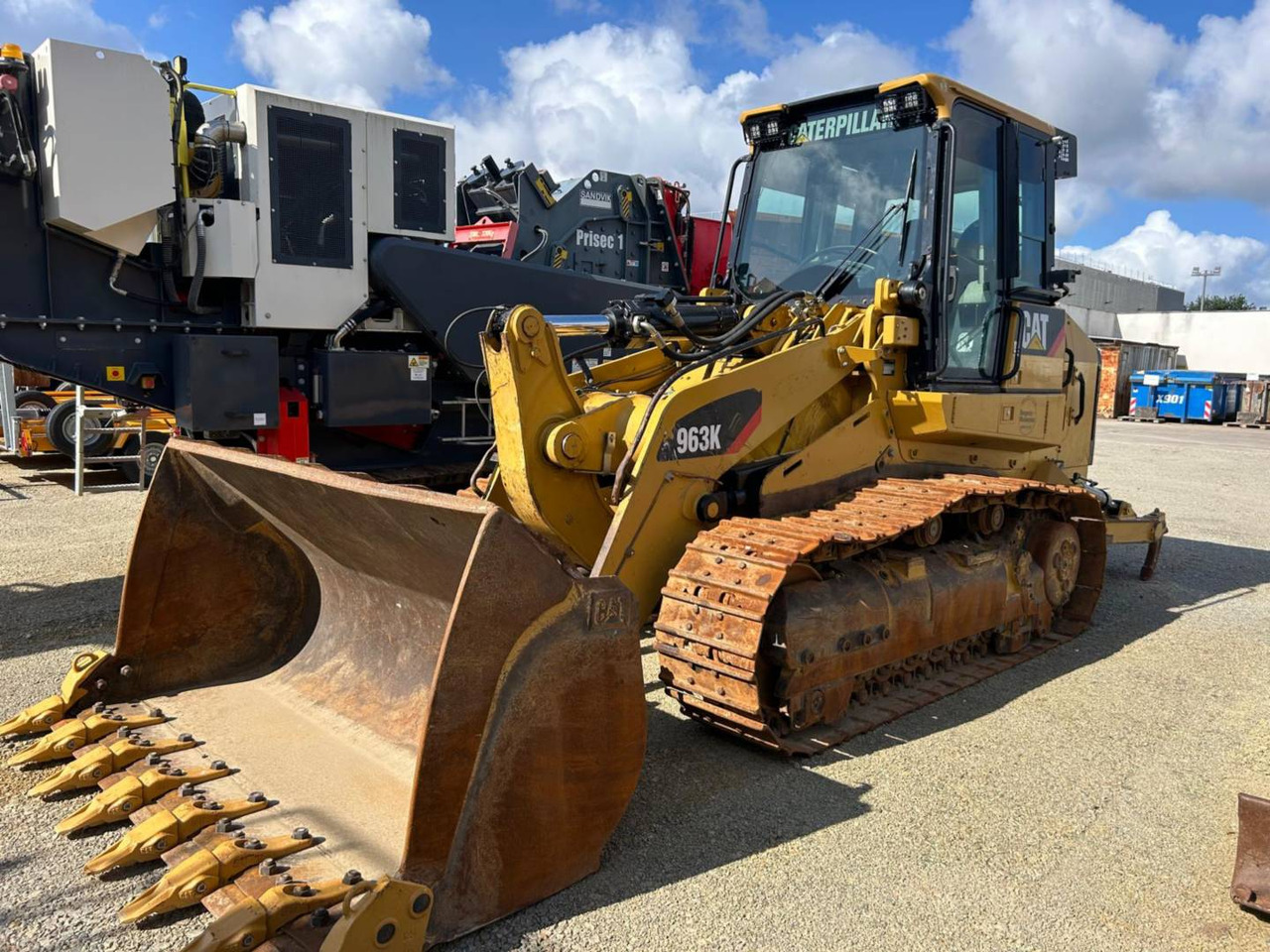 CAT 963K - اللودر المجنزر: صور 1 CAT 963K - اللودر المجنزر: صور 1
