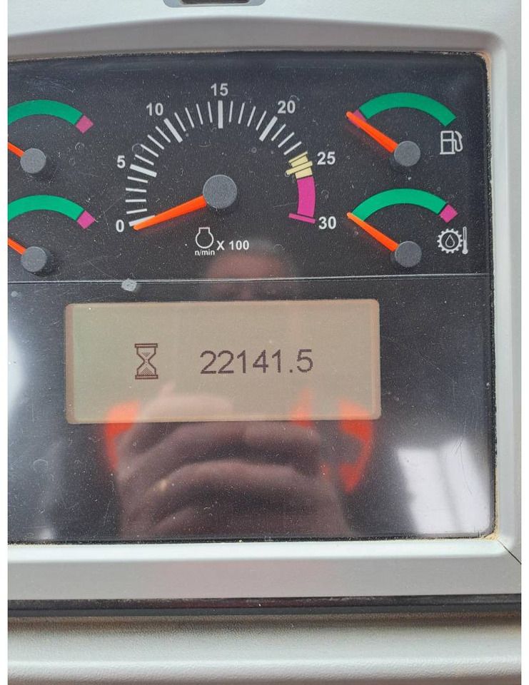 CAT 972K - اللودر بعجل: صور 5 CAT 972K - اللودر بعجل: صور 5