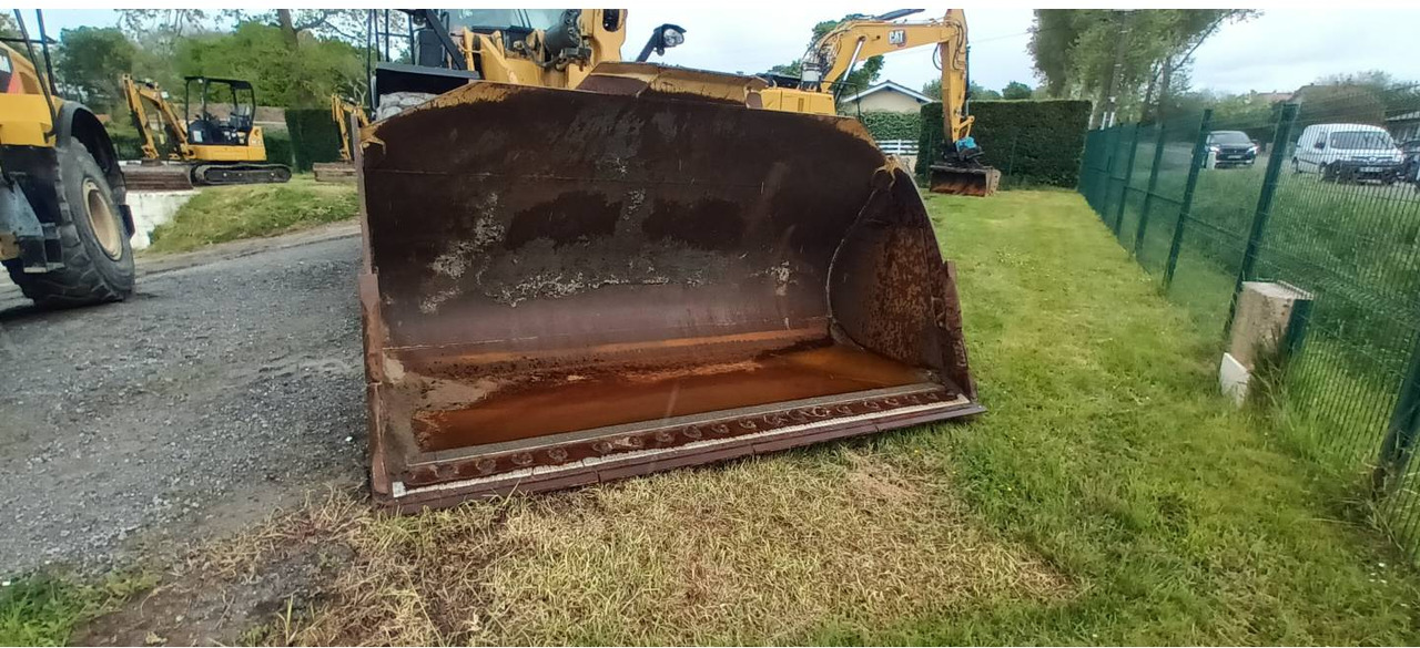 CAT 972M XE - اللودر بعجل: صور 5 CAT 972M XE - اللودر بعجل: صور 5