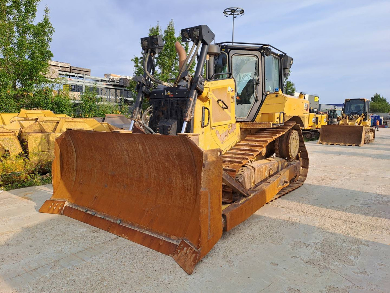 CAT D6 XE - بلدوزر: صور 1 CAT D6 XE - بلدوزر: صور 1