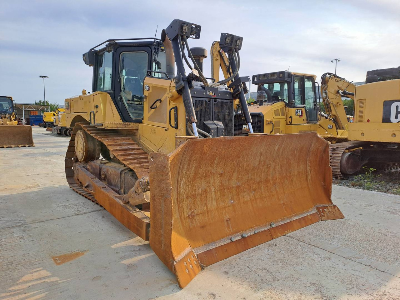 CAT D6 XE - بلدوزر: صور 2 CAT D6 XE - بلدوزر: صور 2