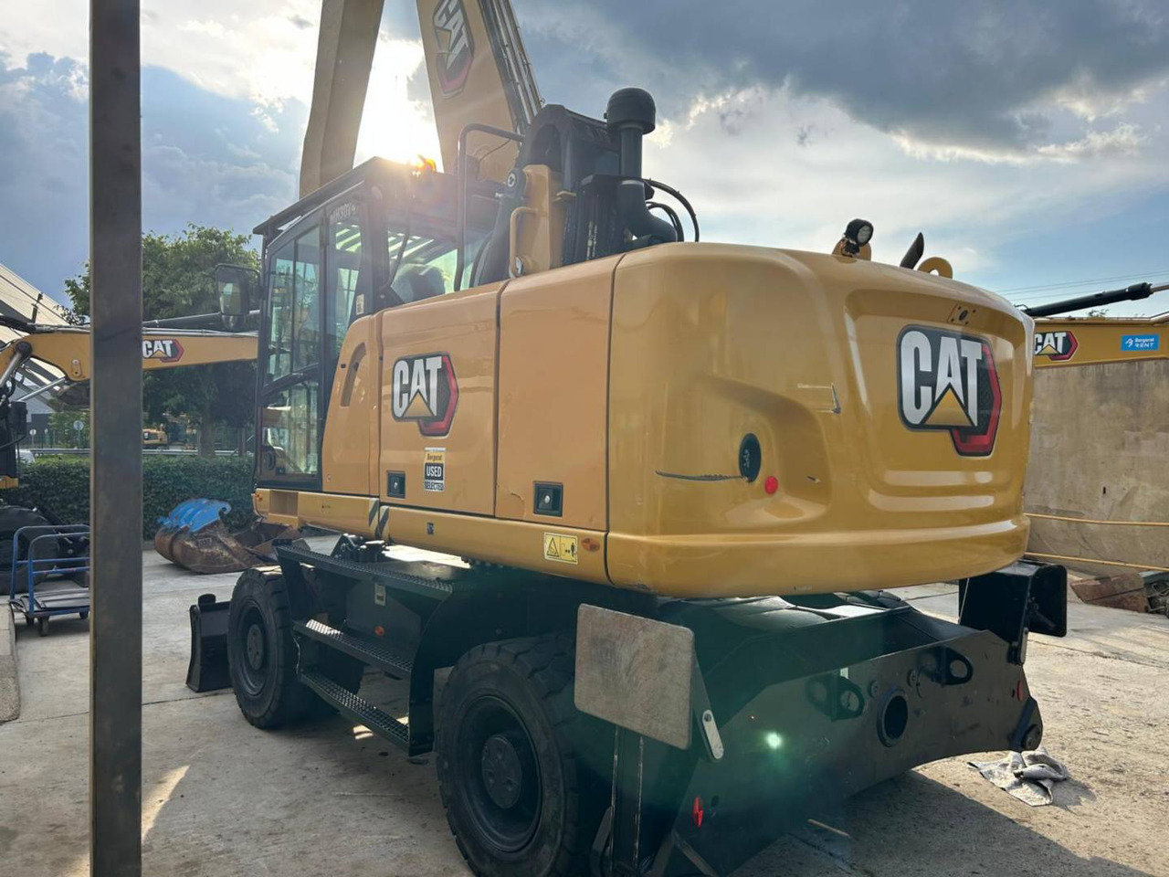 CAT MH3024-1 - حفارة على عجلات: صور 4 CAT MH3024-1 - حفارة على عجلات: صور 4