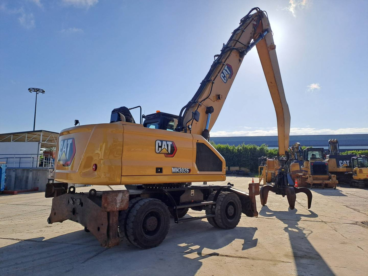 CAT MH3026 - حفارة على عجلات: صور 5 CAT MH3026 - حفارة على عجلات: صور 5