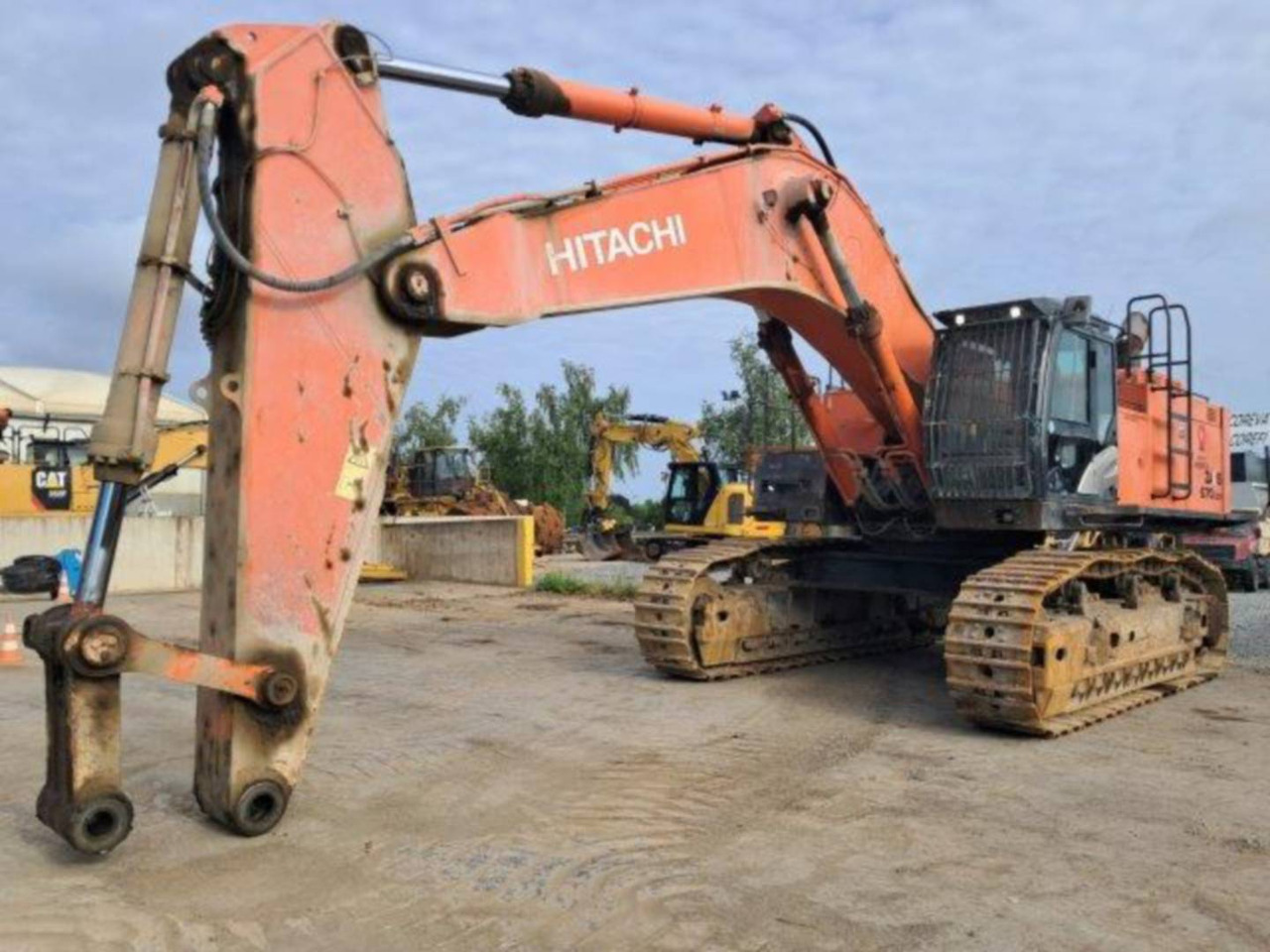 HITACHI ZX 670 45 - حفارات زحافة: صور 1 HITACHI ZX 670 45 - حفارات زحافة: صور 1
