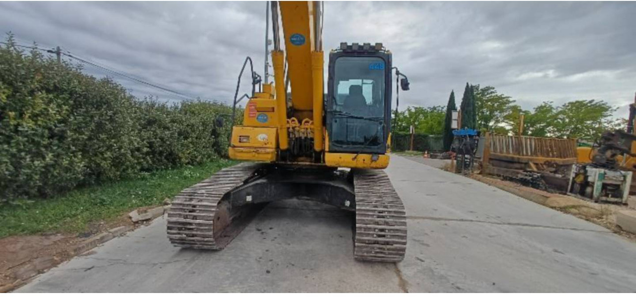 KOMATSU HB215LC2 - حفارات زحافة: صور 5 KOMATSU HB215LC2 - حفارات زحافة: صور 5