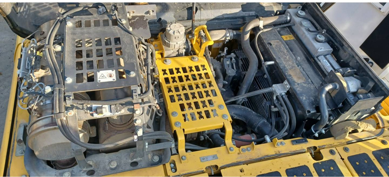 KOMATSU PC290-10 - حفارات زحافة: صور 5 KOMATSU PC290-10 - حفارات زحافة: صور 5