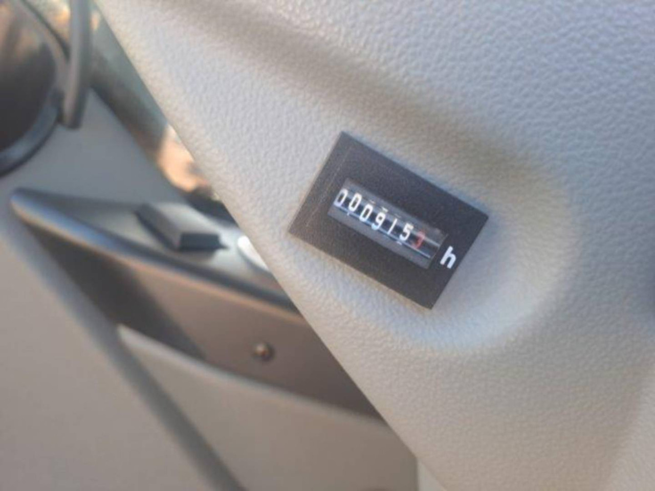 LIEBHERR A913 - حفارة على عجلات: صور 5 LIEBHERR A913 - حفارة على عجلات: صور 5