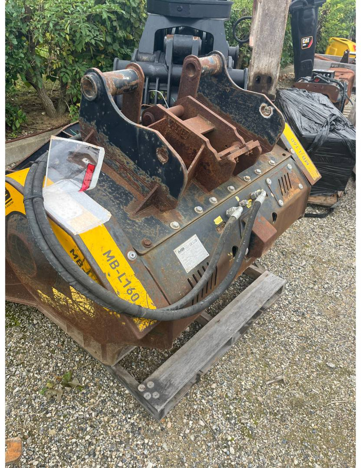 M B MANUFACTURING MB/L160/S2 - بكت: صور 1 M B MANUFACTURING MB/L160/S2 - بكت: صور 1