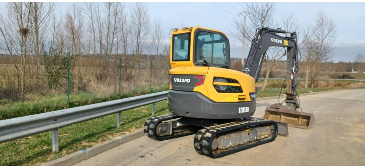 VOLVO CONSTRUCTION EQUIPMENT ECR58D - حفارات زحافة: صور 3 VOLVO CONSTRUCTION EQUIPMENT ECR58D - حفارات زحافة: صور 3