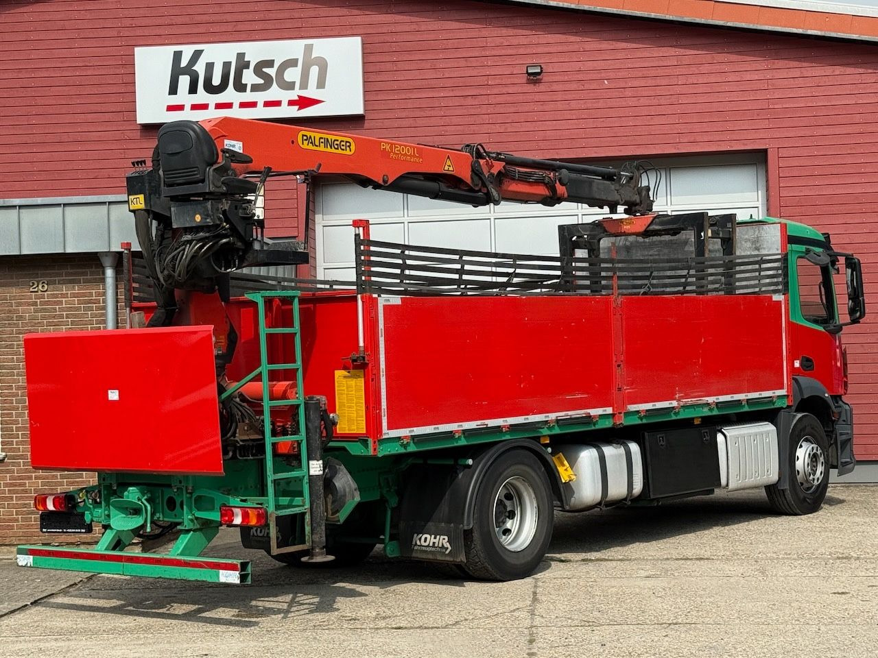 Mercedes-Benz Antos 1832L mit Palfinger PK 12001L Heckkran - شاحنات مسطحة, شاحنة كرين: صور 5 Mercedes-Benz Antos 1832L mit Palfinger PK 12001L Heckkran - شاحنات مسطحة, شاحنة كرين: صور 5