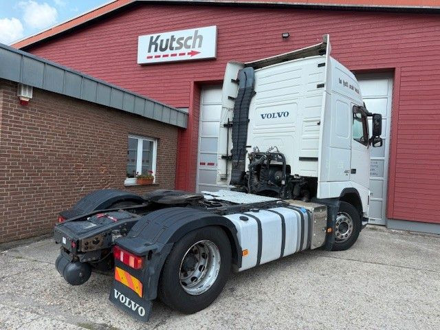 Volvo FH 460 Globetrotter XL - شاحنة جرار: صور 4 Volvo FH 460 Globetrotter XL - شاحنة جرار: صور 4