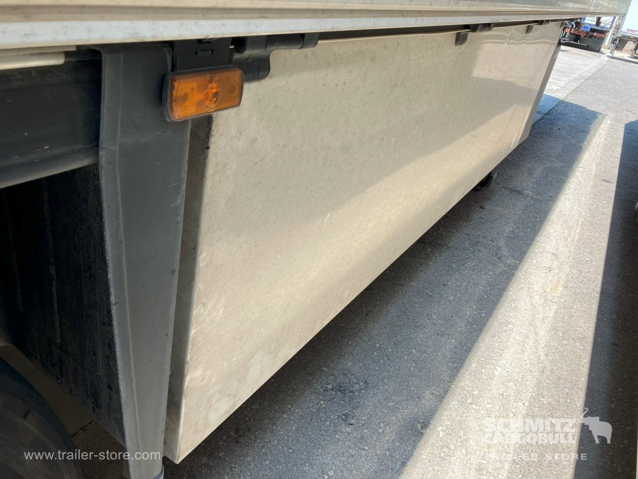 SCHMITZ Semiremolque Frigo Standard Double deck - متساوي نصف مقطورة: صور 2 SCHMITZ Semiremolque Frigo Standard Double deck - متساوي نصف مقطورة: صور 2