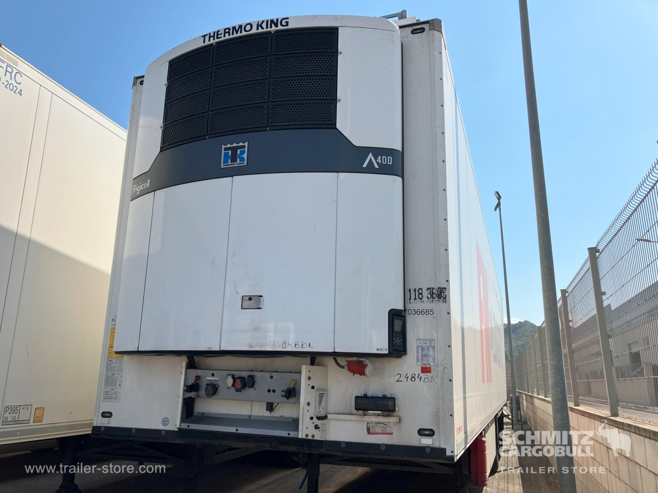 SCHMITZ Semiremolque Frigo Standard Double deck - متساوي نصف مقطورة: صور 1 SCHMITZ Semiremolque Frigo Standard Double deck - متساوي نصف مقطورة: صور 1