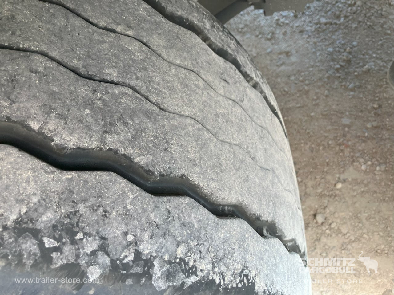 SCHMITZ Semiremolque Frigo Standard - متساوي نصف مقطورة: صور 3 SCHMITZ Semiremolque Frigo Standard - متساوي نصف مقطورة: صور 3