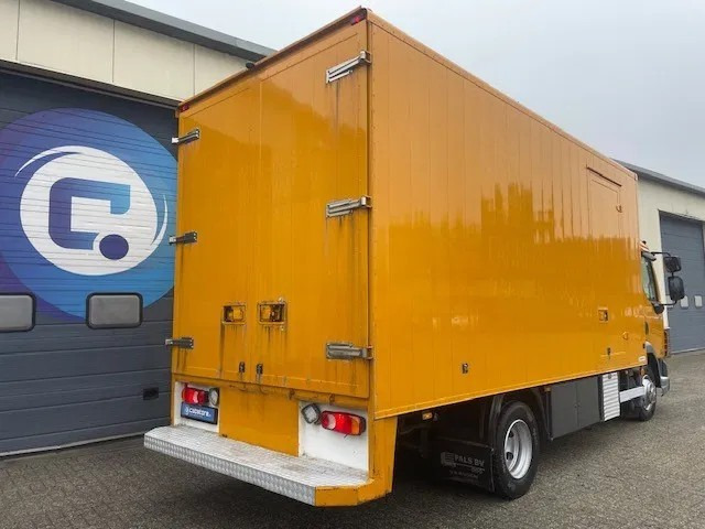 DAF LF 45.160 4x2 Euro 5 EEV - Year 2008 - Mobiele werkplaats - Bakwagen - Closed box - Km 268.123 - بصندوق مغلق شاحنة: صور 4 DAF LF 45.160 4x2 Euro 5 EEV - Year 2008 - Mobiele werkplaats - Bakwagen - Closed box - Km 268.123 - بصندوق مغلق شاحنة: صور 4