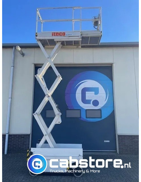 Iteco IG 4080 Schaarhoogwerker Abeitsbuhne - Skylift - Year 2001 - High 6.2 meter - رافعات مقصية: صور 1 Iteco IG 4080 Schaarhoogwerker Abeitsbuhne - Skylift - Year 2001 - High 6.2 meter - رافعات مقصية: صور 1
