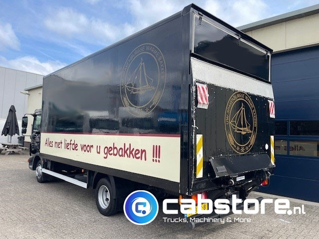 MAN TGL 8.180 4X2 BB Euro 5 - Handgeschakelde versnellingsbak - Laadklep - Bouwjaar 2010 - 3 zitplaatsen - الشاحنات الصغيرة صندوق مغلق: صور 3 MAN TGL 8.180 4X2 BB Euro 5 - Handgeschakelde versnellingsbak - Laadklep - Bouwjaar 2010 - 3 zitplaatsen - الشاحنات الصغيرة صندوق مغلق: صور 3
