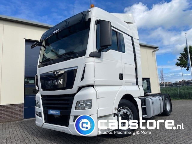 MAN TGX 18.420 4x2 Euro 6 MAN TGX 18.420 4x2 BLS Euro 6 - XLX Cabine - WB 360 - Bouwjaar 2018 - Km 681.675 - Good condition! - شاحنة جرار: صور 2 MAN TGX 18.420 4x2 Euro 6 MAN TGX 18.420 4x2 BLS Euro 6 - XLX Cabine - WB 360 - Bouwjaar 2018 - Km 681.675 - Good condition! - شاحنة جرار: صور 2