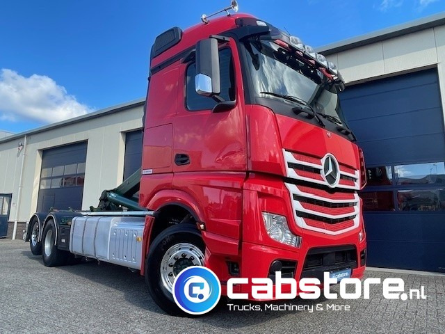 Mercedes-Benz ACTROS 2542 6x2 Euro 6 - HIAB-Multilift 26 Ton's Haakarmsysteem - Containerlift -Bouwjaar 2016 - Km 544.497 - شاحنة ذات الخطاف: صور 2 Mercedes-Benz ACTROS 2542 6x2 Euro 6 - HIAB-Multilift 26 Ton's Haakarmsysteem - Containerlift -Bouwjaar 2016 - Km 544.497 - شاحنة ذات الخطاف: صور 2