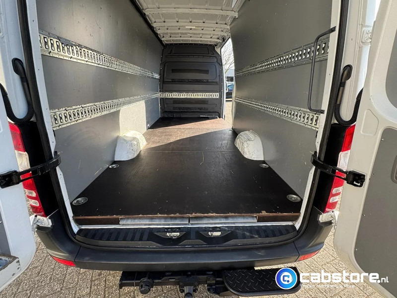 Mercedes-Benz Sprinter 316 CDI L3/H2 316 CDI Euro 5 - L3/H2 - Automaat - Geïntegreerde rijplaten in vloer - Bearlock - Year 2015 - Nieuwe banden - فان: صور 4 Mercedes-Benz Sprinter 316 CDI L3/H2 316 CDI Euro 5 - L3/H2 - Automaat - Geïntegreerde rijplaten in vloer - Bearlock - Year 2015 - Nieuwe banden - فان: صور 4