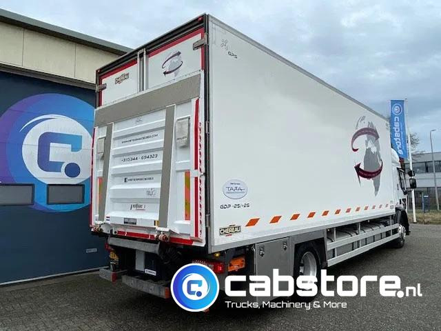 Renault D-19 Wide 4x2 Koelwagen D 19 Wide 4x2 Euro 6 Koelwagen - HANDGESCHAKELD - Kuhlkoffer - Frigo -Thermobox - Year 2015 - CHEREAU BOX - CARRIER Supra 850U - GOOD CONDITION - مبردة شاحنة: صور 4 Renault D-19 Wide 4x2 Koelwagen D 19 Wide 4x2 Euro 6 Koelwagen - HANDGESCHAKELD - Kuhlkoffer - Frigo -Thermobox - Year 2015 - CHEREAU BOX - CARRIER Supra 850U - GOOD CONDITION - مبردة شاحنة: صور 4