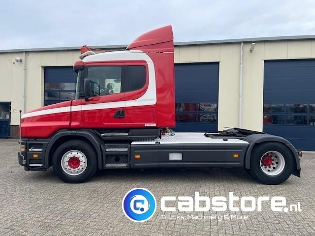 Scania T 124 GA 4X2 NA 420 Euro 3 Torpedo - Bouwjaar 2004 - km 1.186.014 - RETARDER - CT19 Cabine - Hydrauliek unit - Handgeschakelde versnellingsbak - شاحنة جرار: صور 5 Scania T 124 GA 4X2 NA 420 Euro 3 Torpedo - Bouwjaar 2004 - km 1.186.014 - RETARDER - CT19 Cabine - Hydrauliek unit - Handgeschakelde versnellingsbak - شاحنة جرار: صور 5