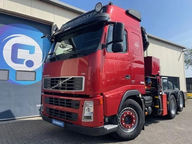 Volvo FH 440 6X2R Euro 5 Kraantrekker - Year 2007 - Ladekran - Crane - Grua HMF 2820 K5 - Remote control - Good condition !! - شاحنة جرار: صور 3 Volvo FH 440 6X2R Euro 5 Kraantrekker - Year 2007 - Ladekran - Crane - Grua HMF 2820 K5 - Remote control - Good condition !! - شاحنة جرار: صور 3