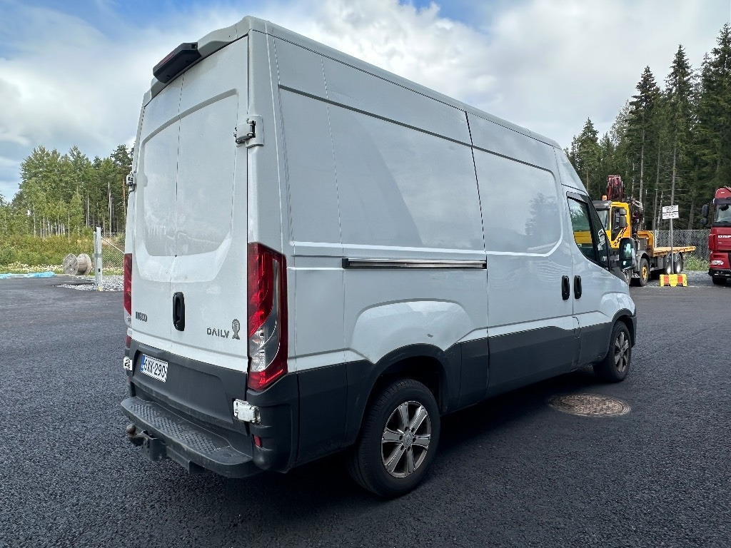 Iveco Daily 35S13 10m3 - فان: صور 3 Iveco Daily 35S13 10m3 - فان: صور 3