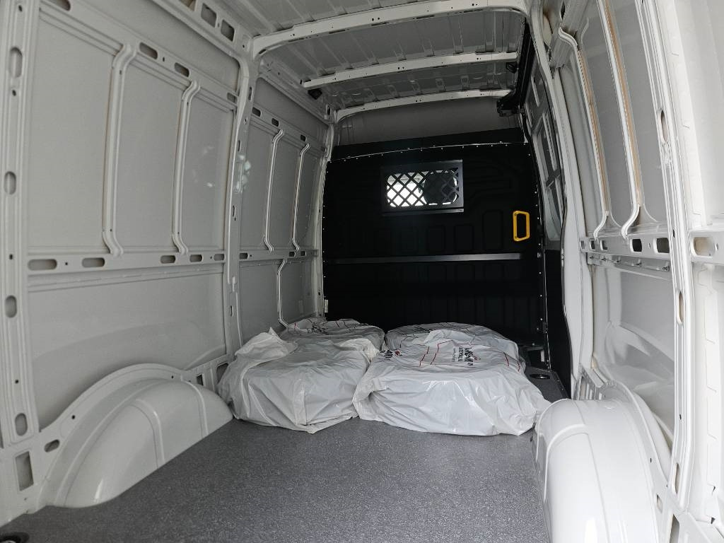 Iveco Daily 35S16 A8 12m3 - فان: صور 5 Iveco Daily 35S16 A8 12m3 - فان: صور 5