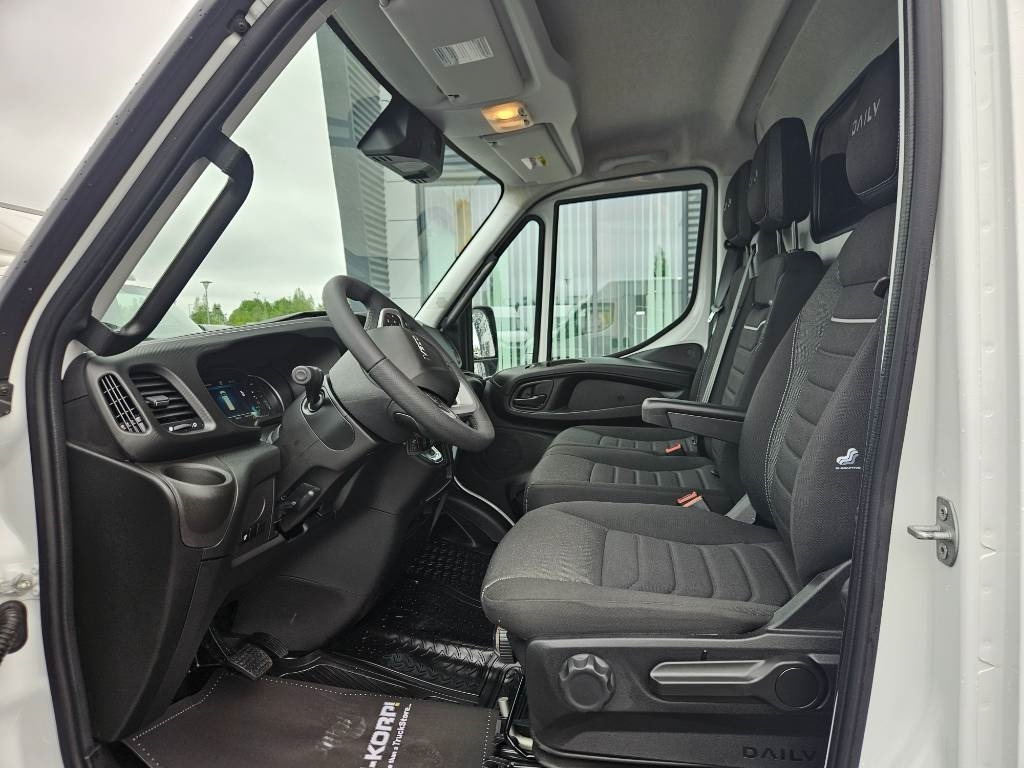 Iveco Daily 35S16A8V 12m3 - فان: صور 5 Iveco Daily 35S16A8V 12m3 - فان: صور 5