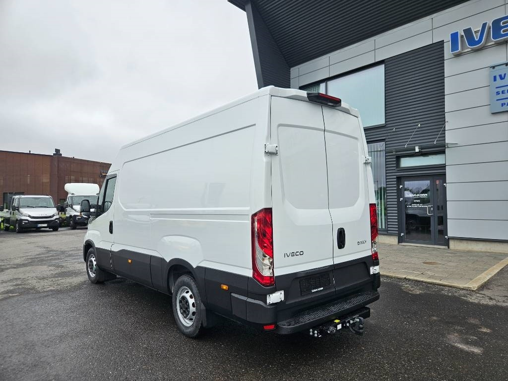 Iveco Daily 35S16A8V 12m3 - فان: صور 4 Iveco Daily 35S16A8V 12m3 - فان: صور 4