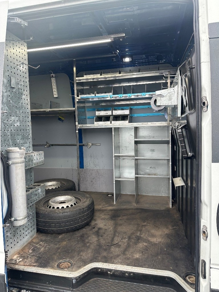 Iveco Daily 35S16 - فان: صور 5 Iveco Daily 35S16 - فان: صور 5