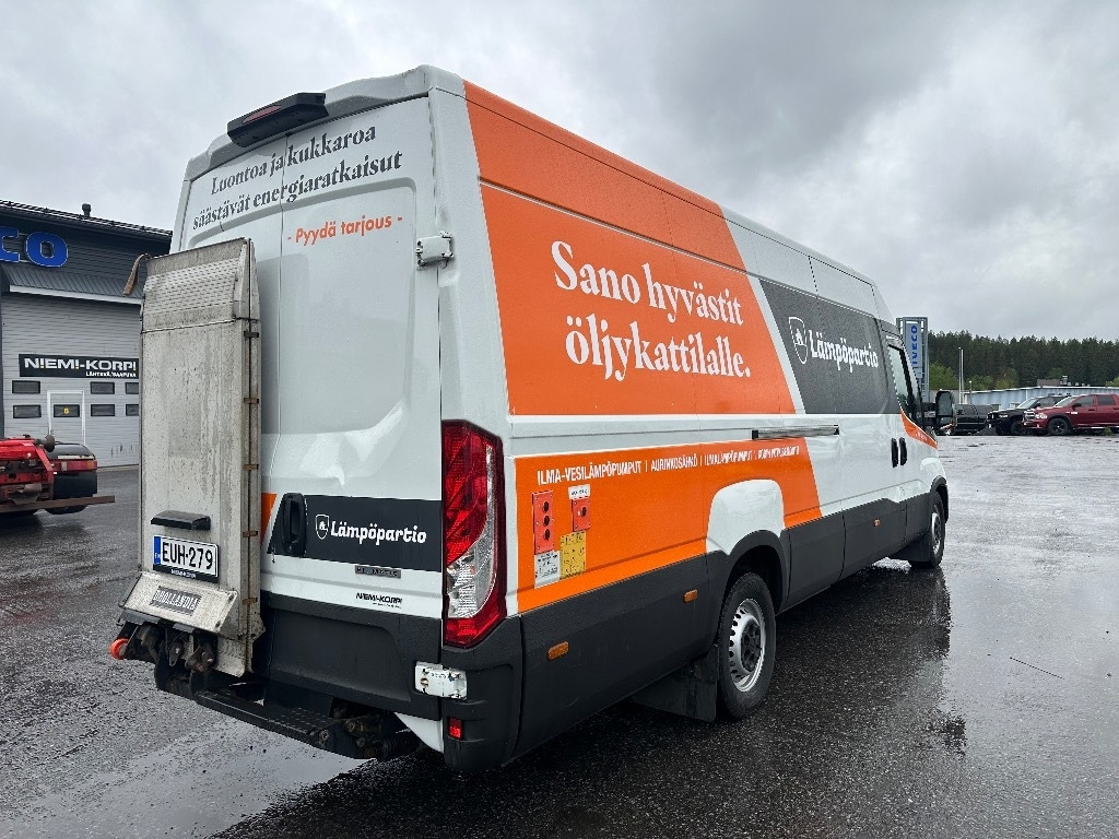 Iveco Daily 35S16 - فان: صور 3 Iveco Daily 35S16 - فان: صور 3